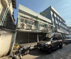 ด่วน ขาย อาคารพาณิชย์ 2 ชั้น 3 คูหา พัฒนาการ ซ.2 เจ้าของขายเอง